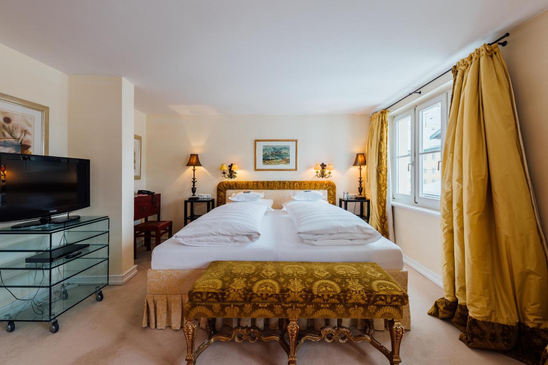 Hotel Edelweiss Zuers Bagian luar foto