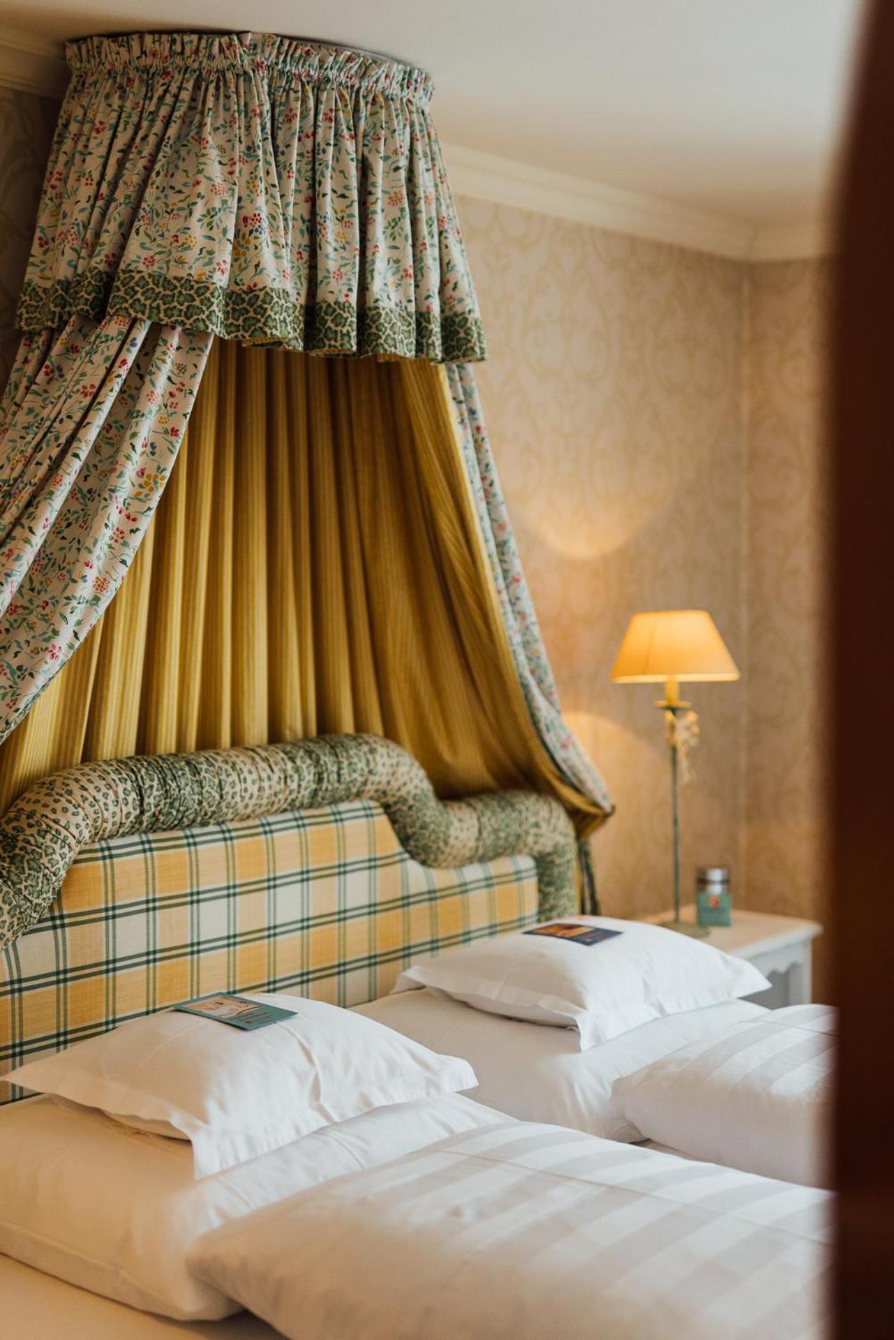 Hotel Edelweiss Zuers Bagian luar foto